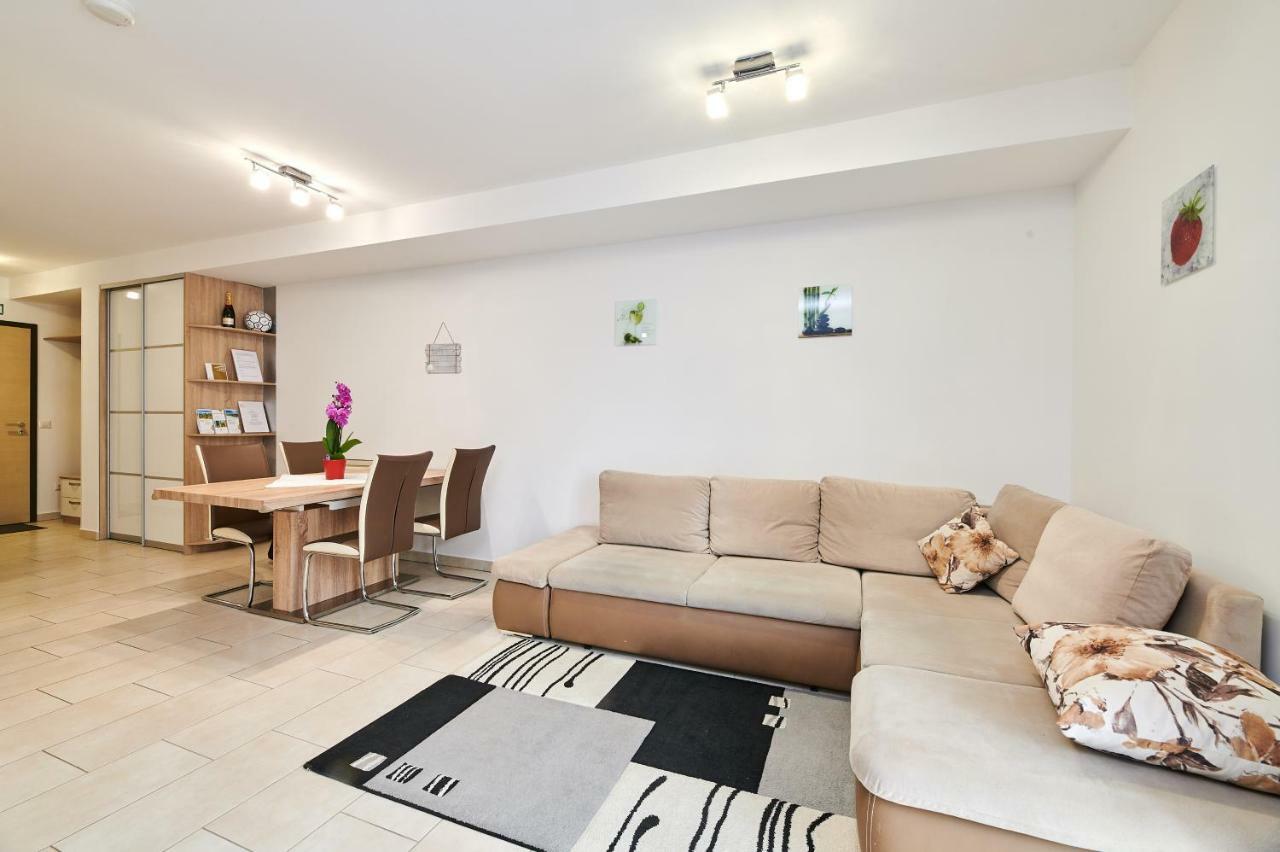 Apartman Leon Умаг Екстер'єр фото