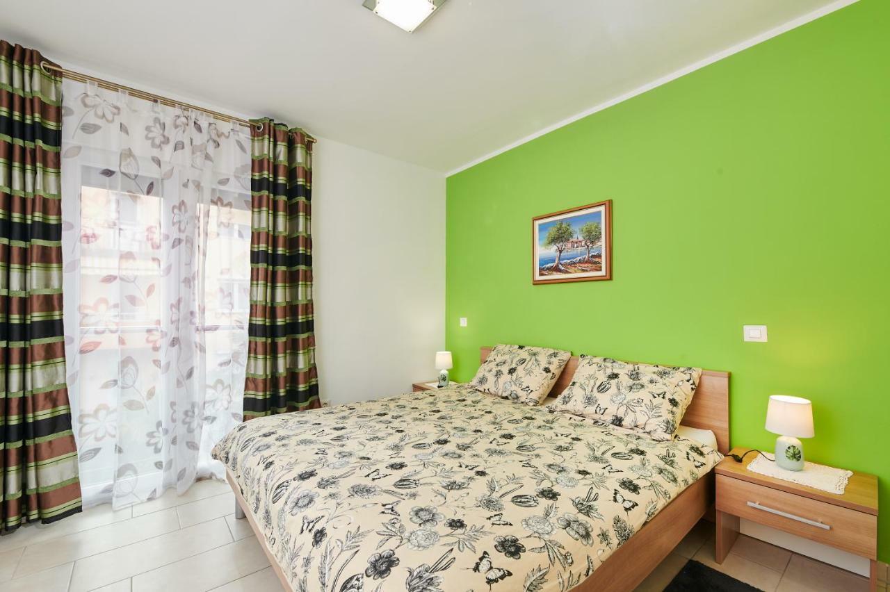 Apartman Leon Умаг Екстер'єр фото